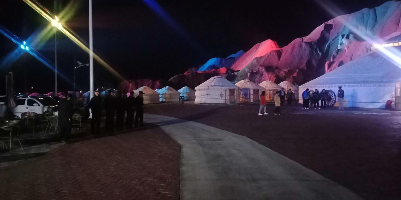 Kaoshan Tent Zhangye Buitenkant foto